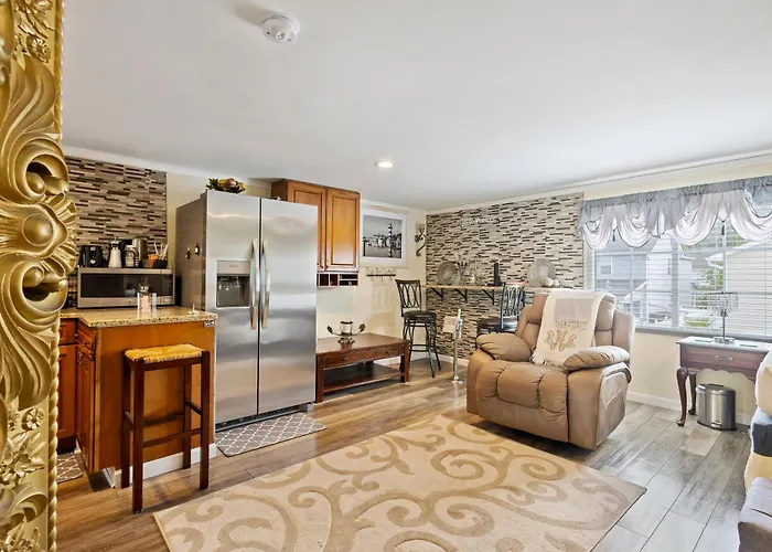 C & N Lodging