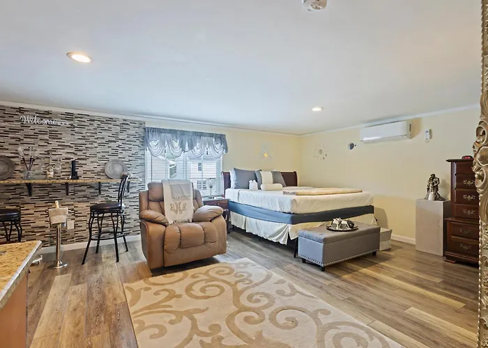 C & N Lodging